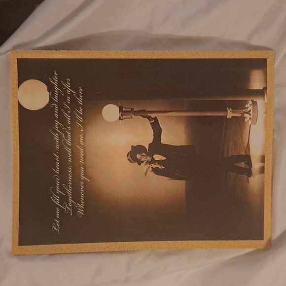 Michael Jackson  "King of Pop" - Historical Collector's Edition Magazine - New - Picture 2 of 2